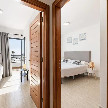 Arpon Santa Rosa 5 By Escape Villa Puerto del Carmen (Lanzarote)