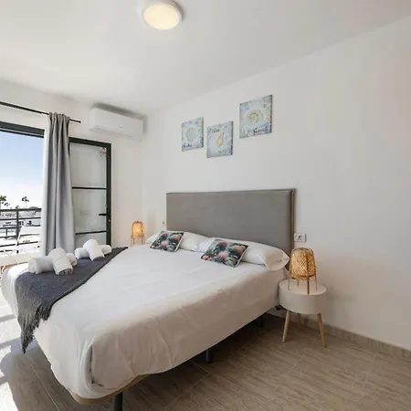 Villa Arpon Santa Rosa 5 By Escape Puerto del Carmen (Lanzarote)