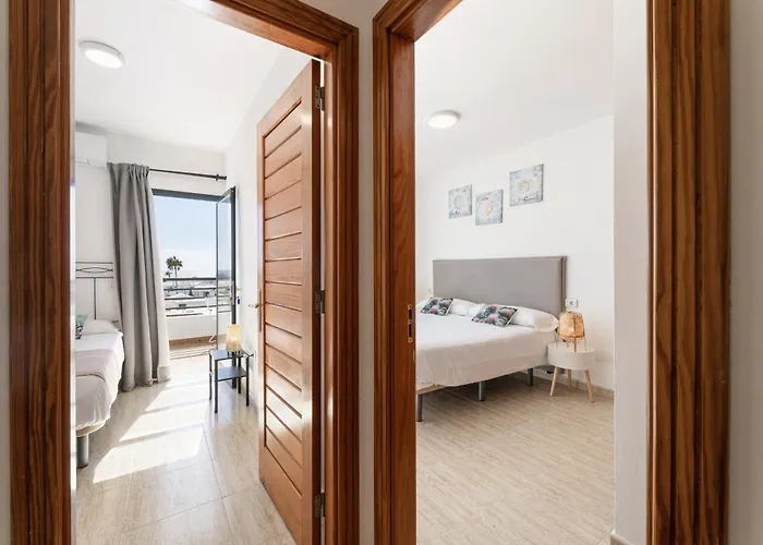 Arpon Santa Rosa 5 By Escape Villa Puerto del Carmen (Lanzarote)