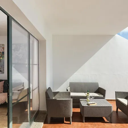 Arpon Santa Rosa 5 By Escape Villa Puerto del Carmen (Lanzarote)