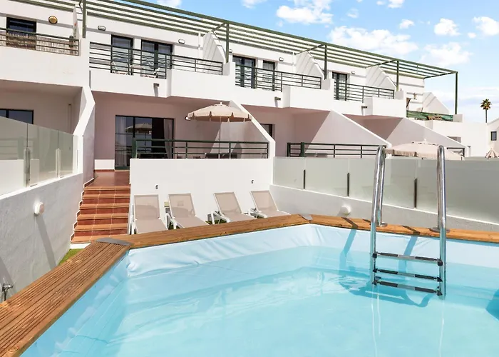 Arpon Santa Rosa 5 By Escape * Puerto del Carmen (Lanzarote)