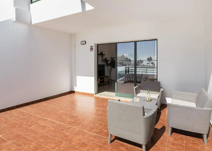 Arpon Santa Rosa 5 By Escape * Puerto del Carmen (Lanzarote)