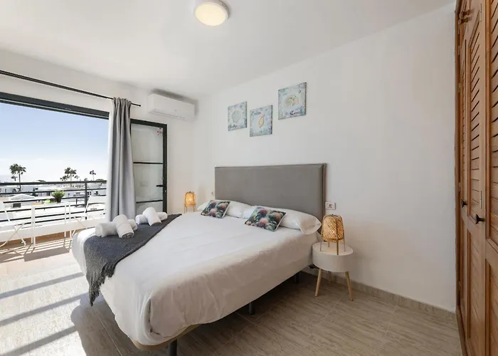 Villa Arpon Santa Rosa 5 By Escape Puerto del Carmen (Lanzarote)